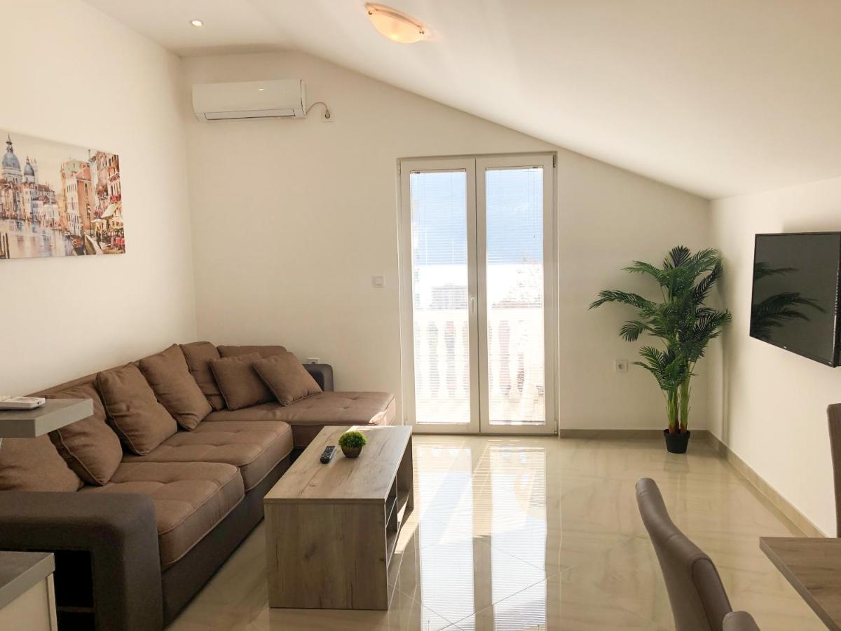 Viktor Apartamento Herceg Novi Exterior foto