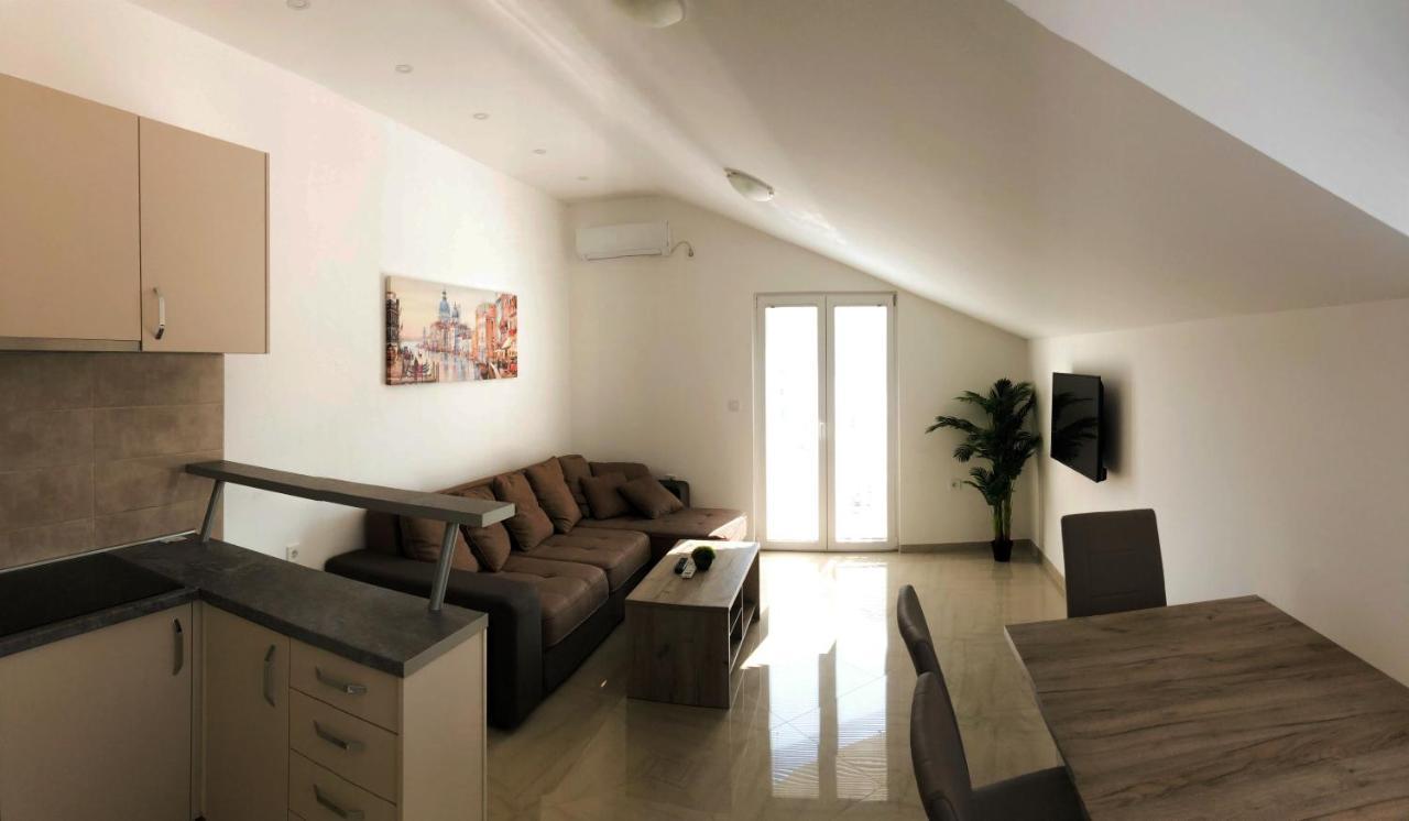 Viktor Apartamento Herceg Novi Exterior foto