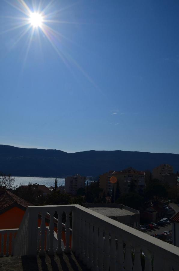 Viktor Apartamento Herceg Novi Exterior foto